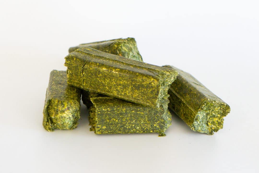 Alfalfa or Timothy Mini Cubes