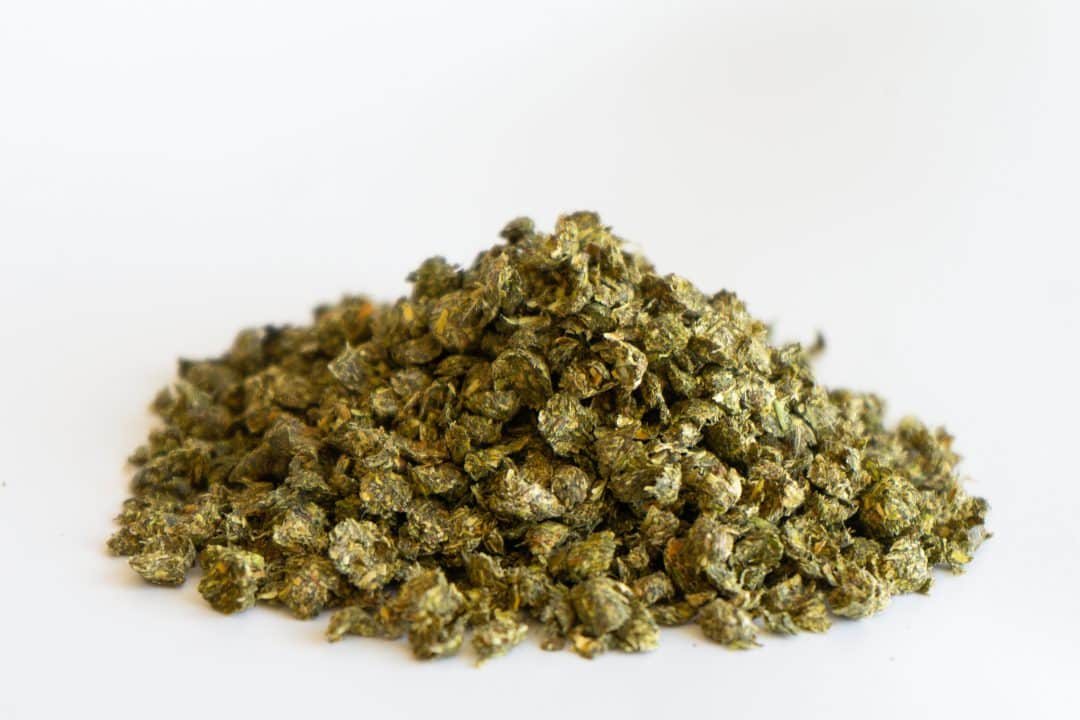Alfalfa or Timothy Crumble